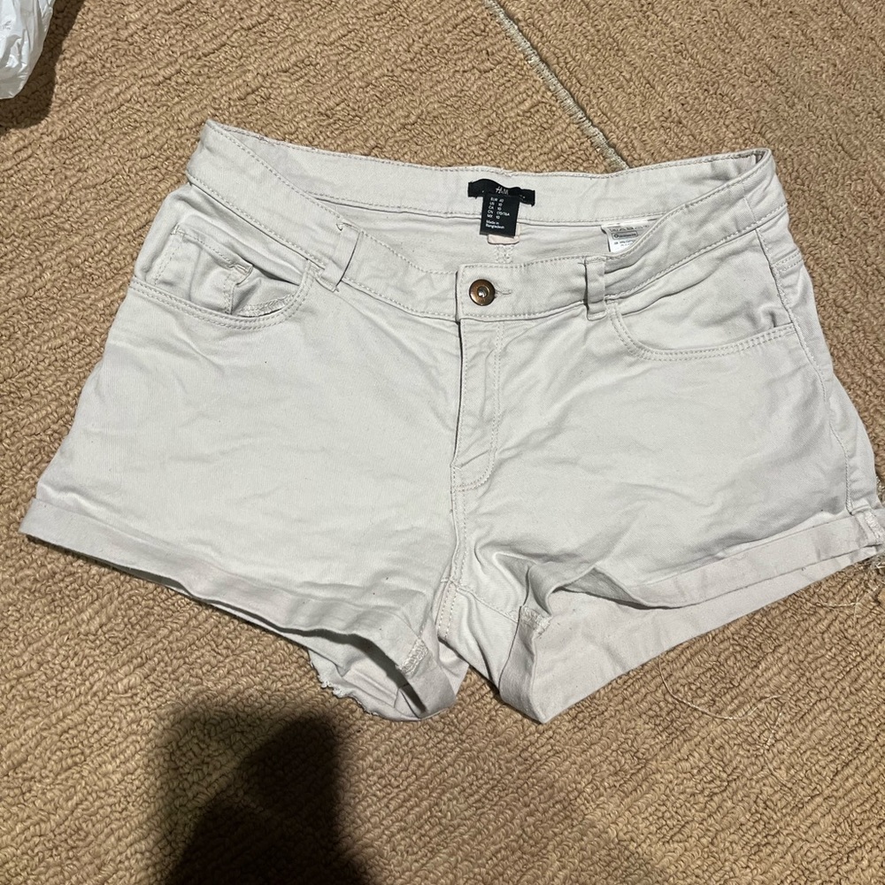 Grayish white shorts